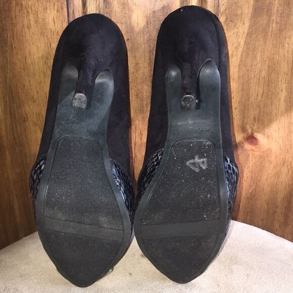 Ladies Carlos by Carlos Santana Pumps - Picture 9 of 11